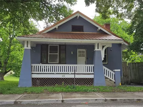 416 N 9th St, Atchison, KS 66002