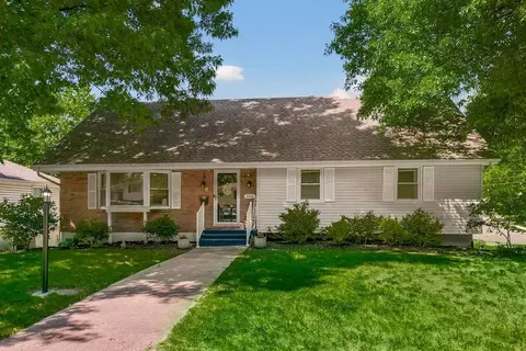 6706 N Bellefontaine Ave, Gladstone, MO 64119
