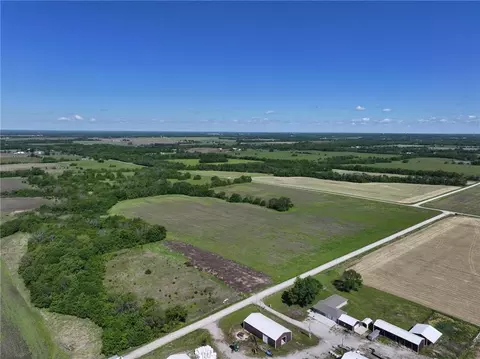 3 East 307th Street, Harrisonville, MO 64701 photo 4