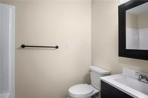 Bath - 717 S 5th St, Atchison, KS 66002 photo 1 of 3
