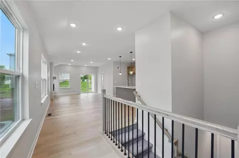 Entry Way - 716 Glenn Cir, Raymore, MO 64083 photo 2 of 3