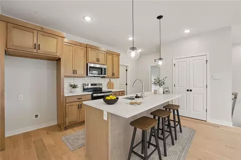 Kitchen - 716 Glenn Cir, Raymore, MO 64083 photo 1 of 1