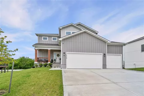 1929 SW Merryman Dr, Lees Summit, MO 64082