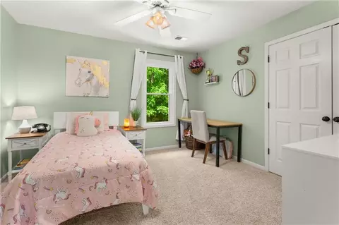 Bedroom - 5816 NE Ruby Ct, Lees Summit, MO 64064 photo 3 of 5