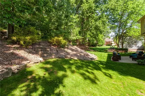 Exterior - 5816 NE Ruby Ct, Lees Summit, MO 64064 photo 8 of 8