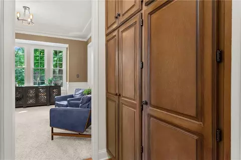Entry Way - 5816 NE Ruby Ct, Lees Summit, MO 64064 photo 3 of 4