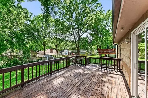 Exterior - 9309 E 82nd Ter, Raytown, MO 64138 photo 2 of 8
