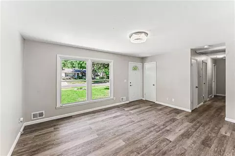 Living - 9309 E 82nd Ter, Raytown, MO 64138 photo 4 of 4