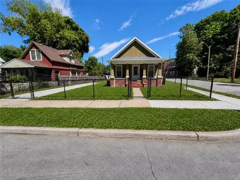 2947 Garfield Ave, Kansas City, MO 64109