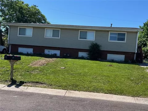 5701 E 139 Ter, Grandview, MO 64030