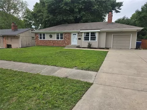 6808 Stearns St, Shawnee, KS 66203