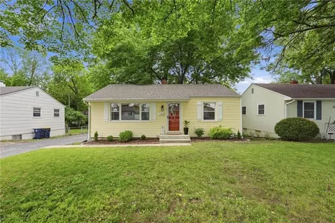 7816 Washington St, Kansas City, MO 64114
