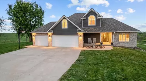 27570 Hwy F, Maryville, MO 64468
