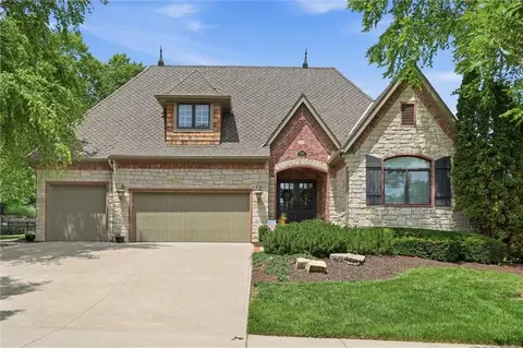 10500 W 163rd St, Overland Park, KS 66221