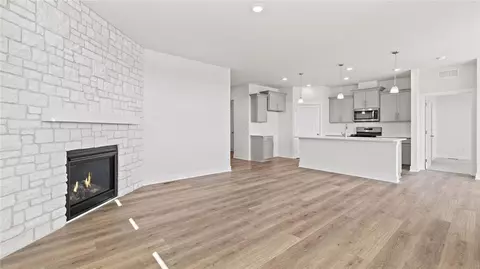 20901 W 188th Ter, Spring Hill, KS 66083