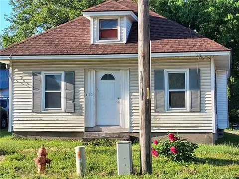 413 W Main St, Richmond, MO 64085