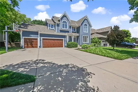 16140 S Brookfield St, Olathe, KS 66062