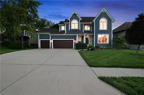 16140 S Brookfield St, Olathe, KS 66062