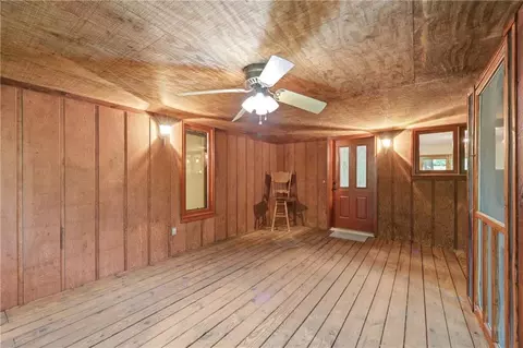 Exterior - 875 Kendall Rd, Peculiar, MO 64078 photo 5 of 8