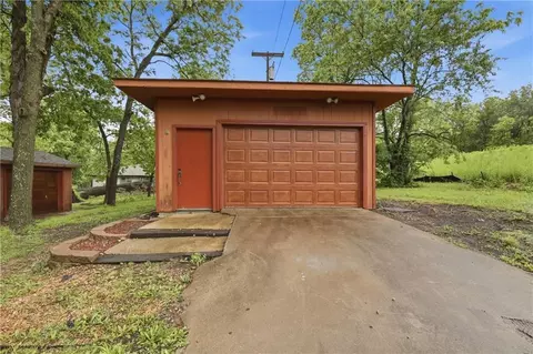 Other - 875 Kendall Rd, Peculiar, MO 64078 photo 19 of 24