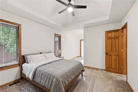 Bedroom - 875 Kendall Rd, Peculiar, MO 64078 photo 3 of 8