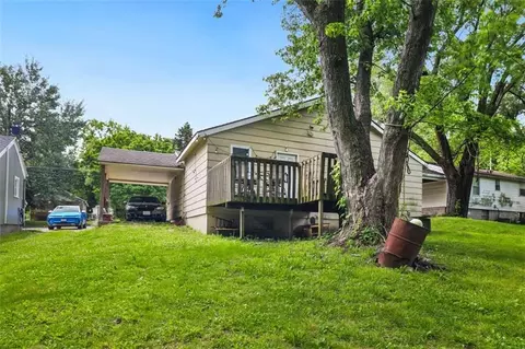 Exterior - 520 E Fair St, Independence, MO 64055 photo 2 of 4