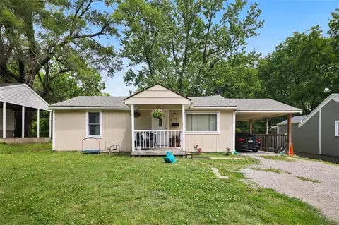 520 E Fair St, Independence, MO 64055