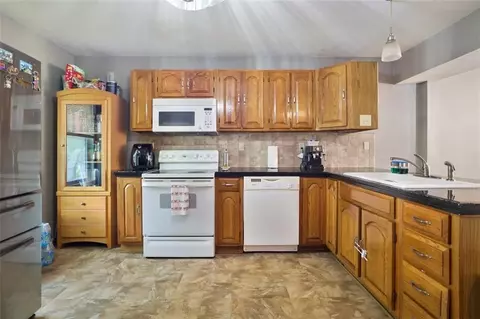 Kitchen - 520 E Fair St, Independence, MO 64055 photo 2 of 3
