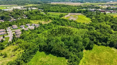 1300 S Van Maele Rd, Independence, MO 64057 photo 5