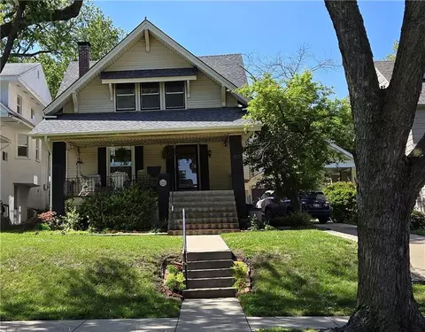 1513 Tauromee Ave, Kansas City, KS 66102