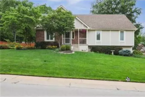 2600 S Cochise Ave, Independence, MO 64057