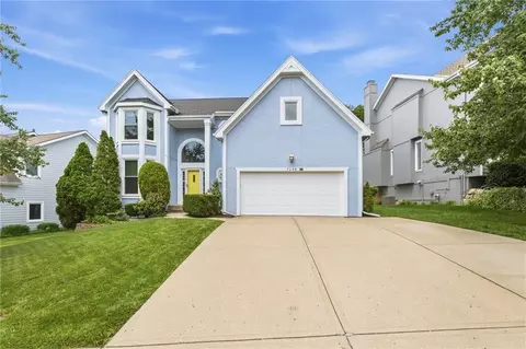 7248 Widmer St, Shawnee, KS 66216