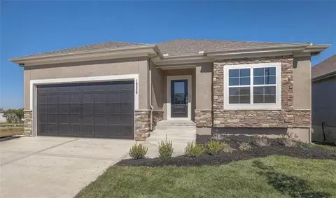 15320 W 173rd St, Olathe, KS 66062