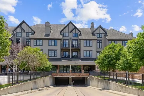 10511 Mission Rd #203A, Leawood, KS 66206