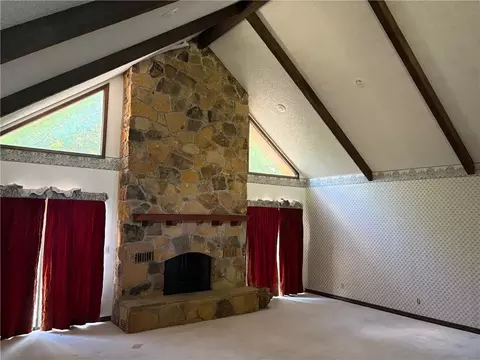 Living - 3936 Cr 4035, Independence, KS 67301 photo 1 of 5