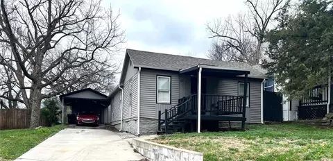 1831 E 81st St, Kansas City, MO 64132