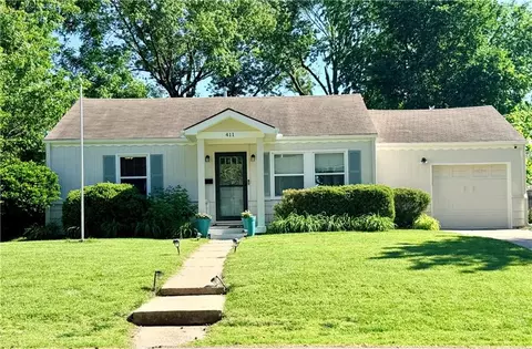 411 W 88th St, Kansas City, MO 64114