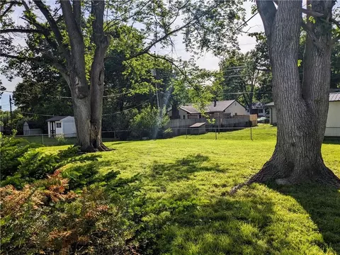 3016 Porter Rd, Independence, MO 64055 photo 16