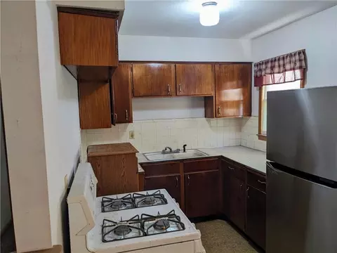3016 Porter Rd, Independence, MO 64055 photo 7
