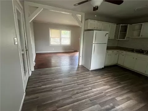 Living - 6010 E 149th St, Grandview, MO 64030 photo 3 of 4