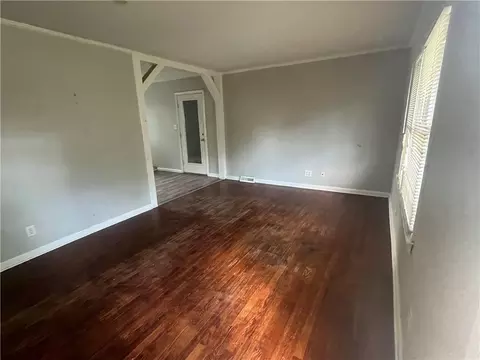 Living - 6010 E 149th St, Grandview, MO 64030 photo 2 of 4