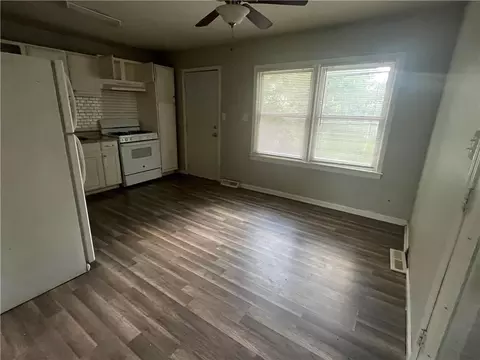 Living - 6010 E 149th St, Grandview, MO 64030 photo 4 of 4