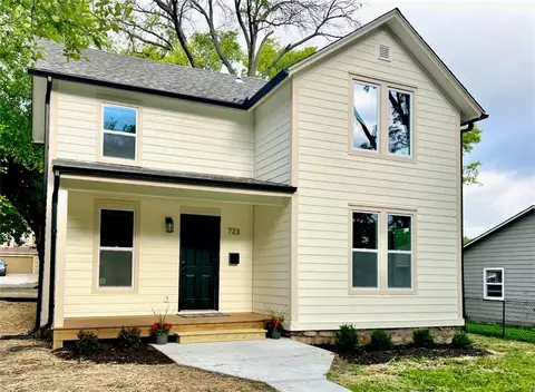 723 Arkansas St, Lawrence, KS 66044