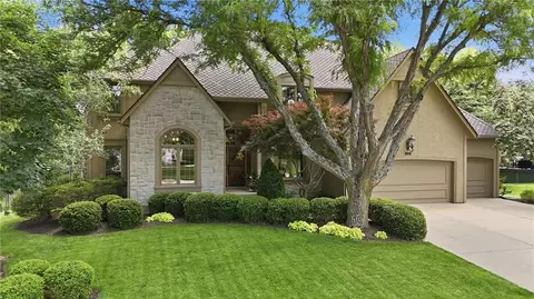 14227 Eby St, Overland Park, KS 66221