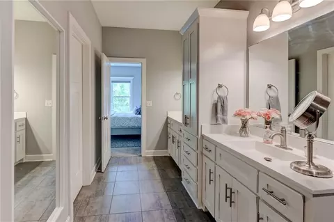 Bath - 415 E 166th Ct, Belton, MO 64012 photo 8 of 8