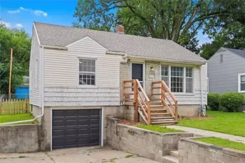 4448 Booth St, Kansas City, KS 66103