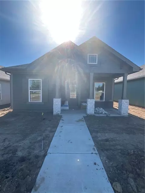 1600 Cottonwood Creek Ave #3, Kearney, MO 64060