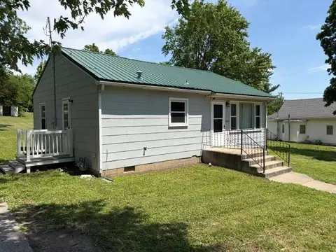 723 S St, Atchison, KS 66002 photo 3