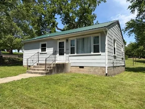723 S St, Atchison, KS 66002 photo 2