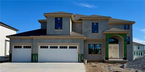 7711 NE 103rd Ter, Kansas City, MO 64157
